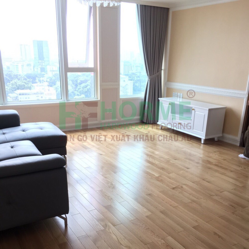 Không gian sống hoàn thiện với sàn gỗ kỹ thuật cao cấp